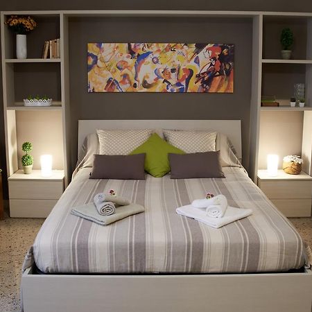 Casa Gaia Palermo Apartment ภายนอก รูปภาพ